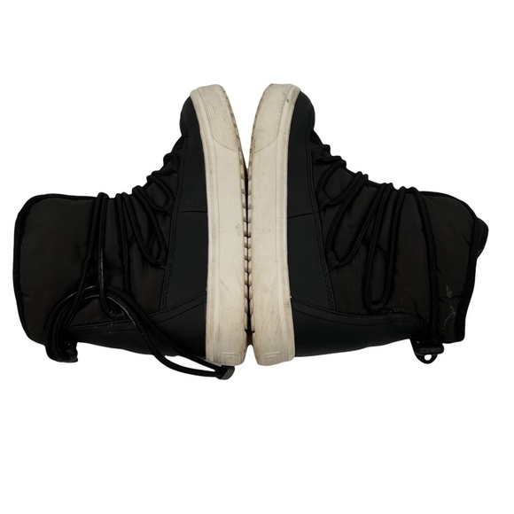 Native Black Chamonix Water Resistant Insulated Boots Size 2 Kid’s - Picture 5 of 9